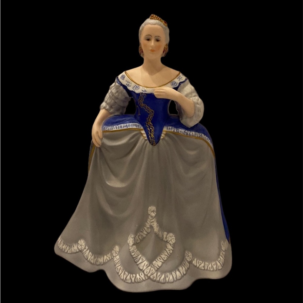 Franklin Mint - Catherine the Great porcelain doll. Limited edition. Mint cond.